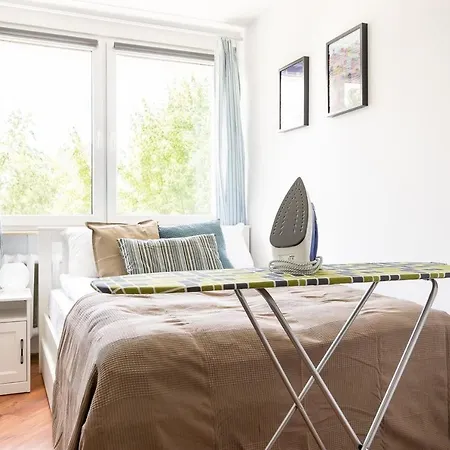 Al Niepodleglosci 75 Apartman